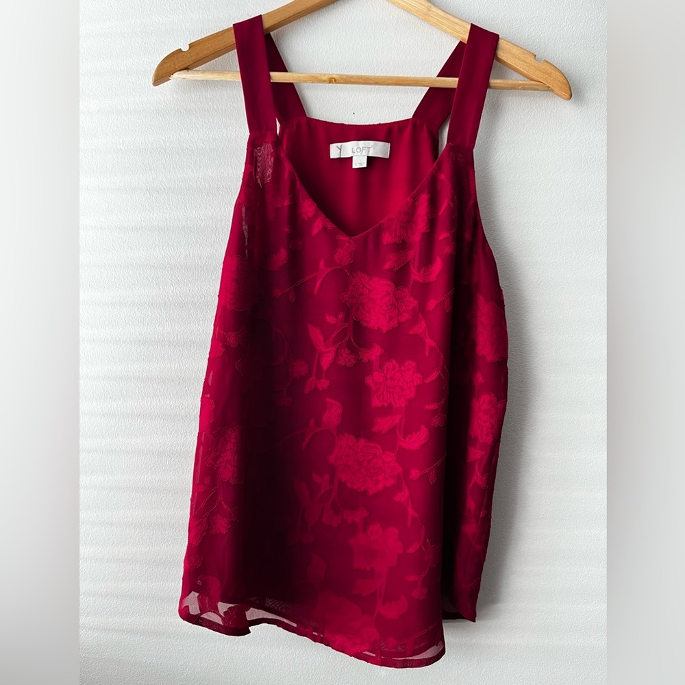 LOFT Red Floral Pattern Tank Top VNeck